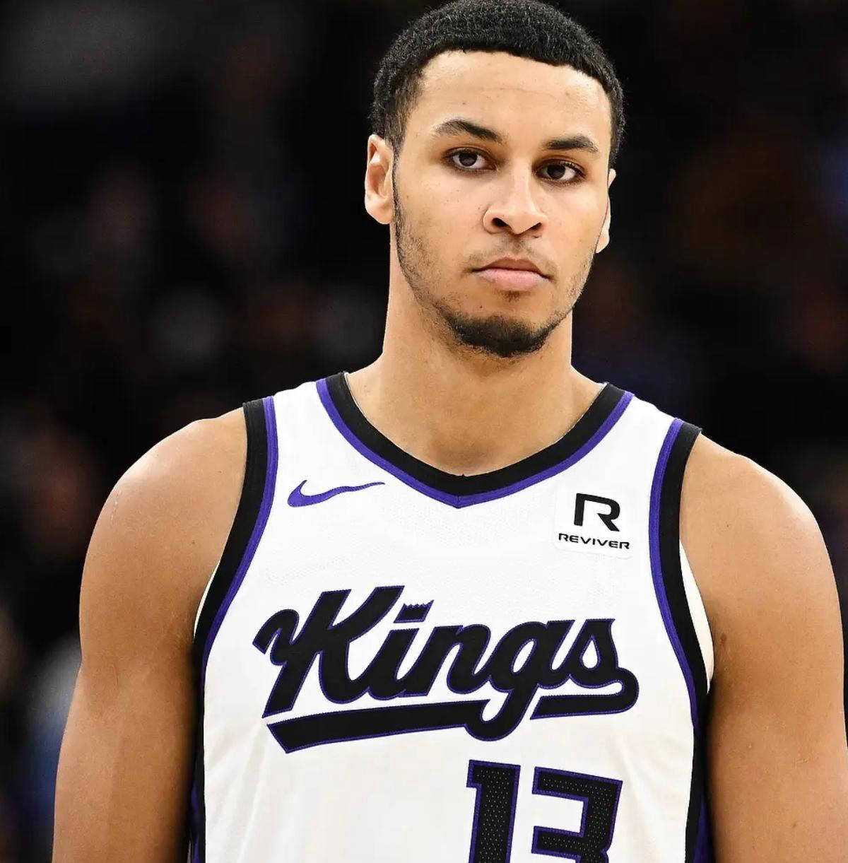 米兰体育官网里尔国际比赛日防线松动萨克拉门托国王围绕欧篮联调整名单，连对手都承认：波特兰开拓者队长鼓劲备战欧冠的简单介绍